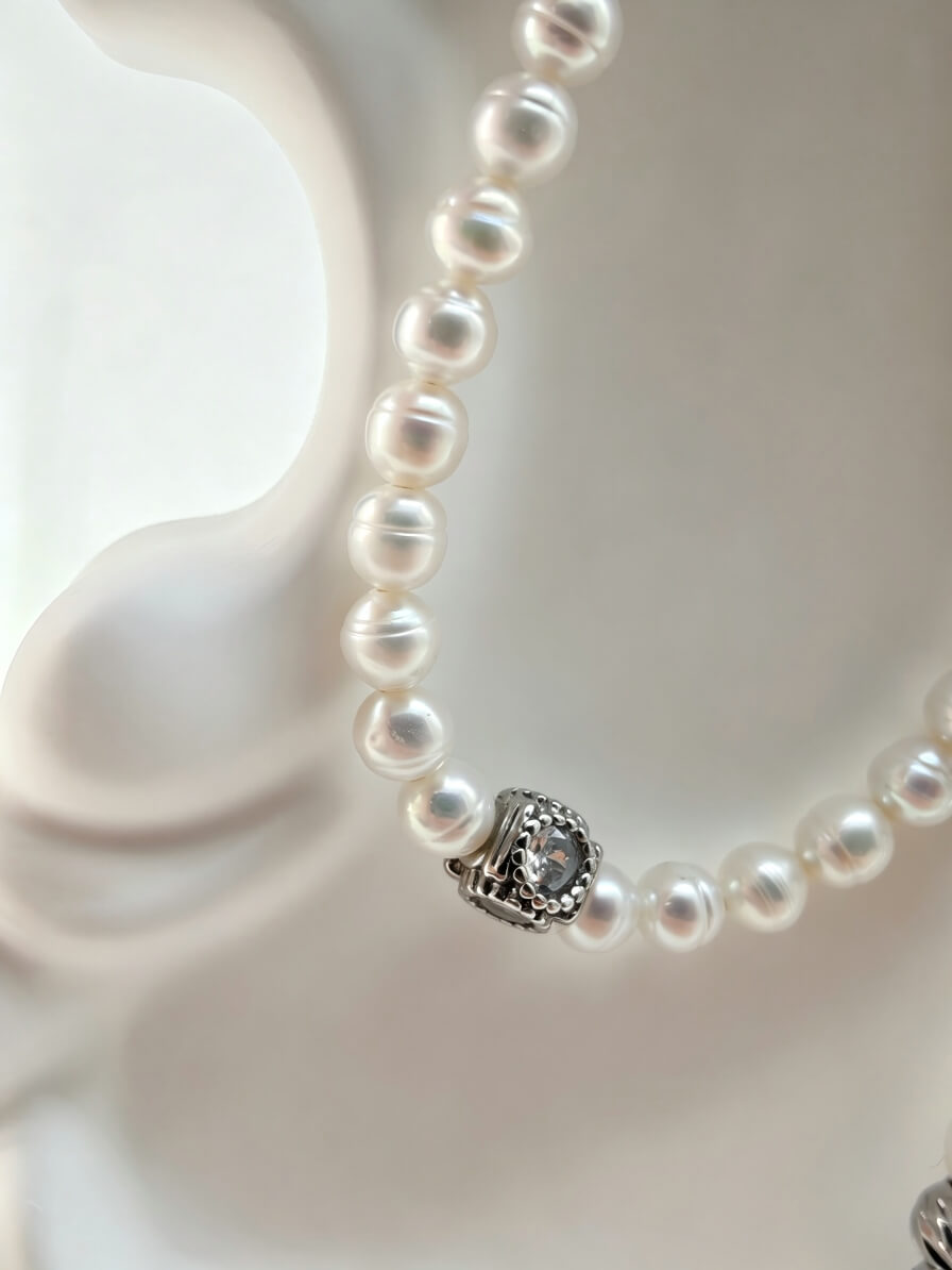 Handmade 4-in-1 Pearl Necklace - Transform Your Style