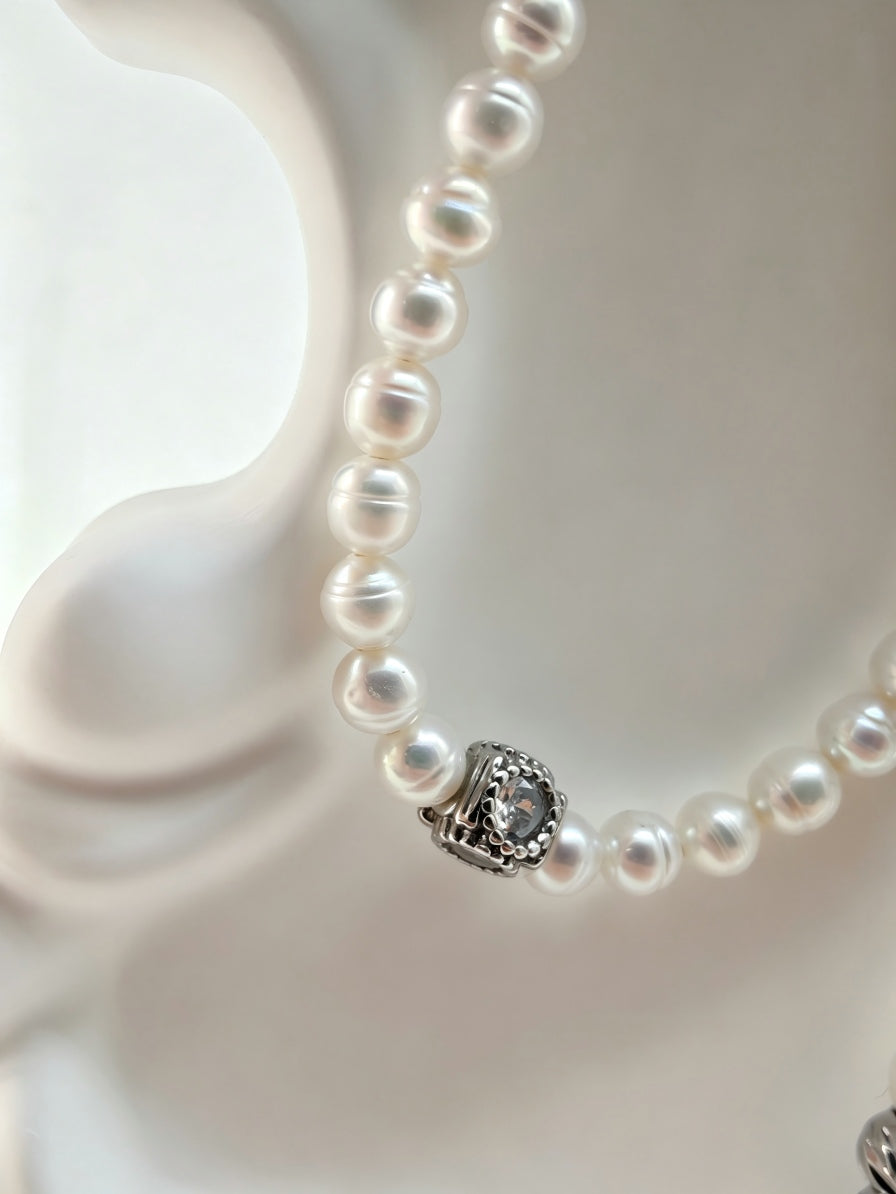 Handmade 4-in-1 Pearl Necklace - Transform Your Style