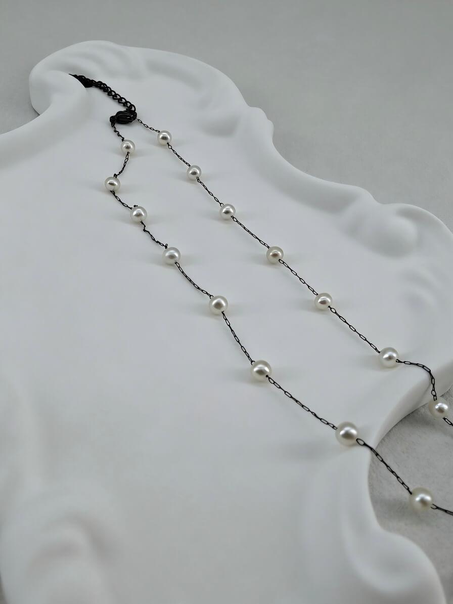 The Midnight Bow | Handcrafted Freshwater Pearl & Black Spinel Necklace