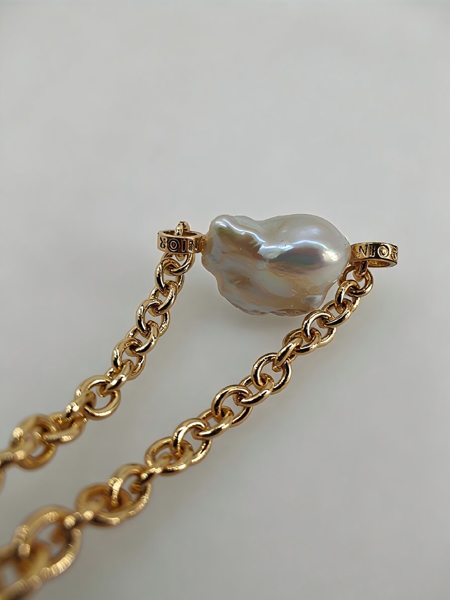 Anchored Lustre Handcrafted Statement Pearl Bracelet