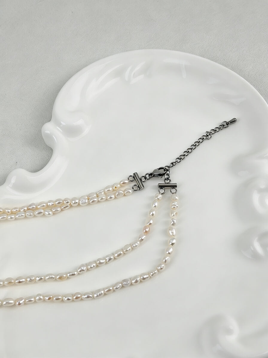 The Enchanted Spider – Handcrafted Baroque Pearl Halloween Statement Choker