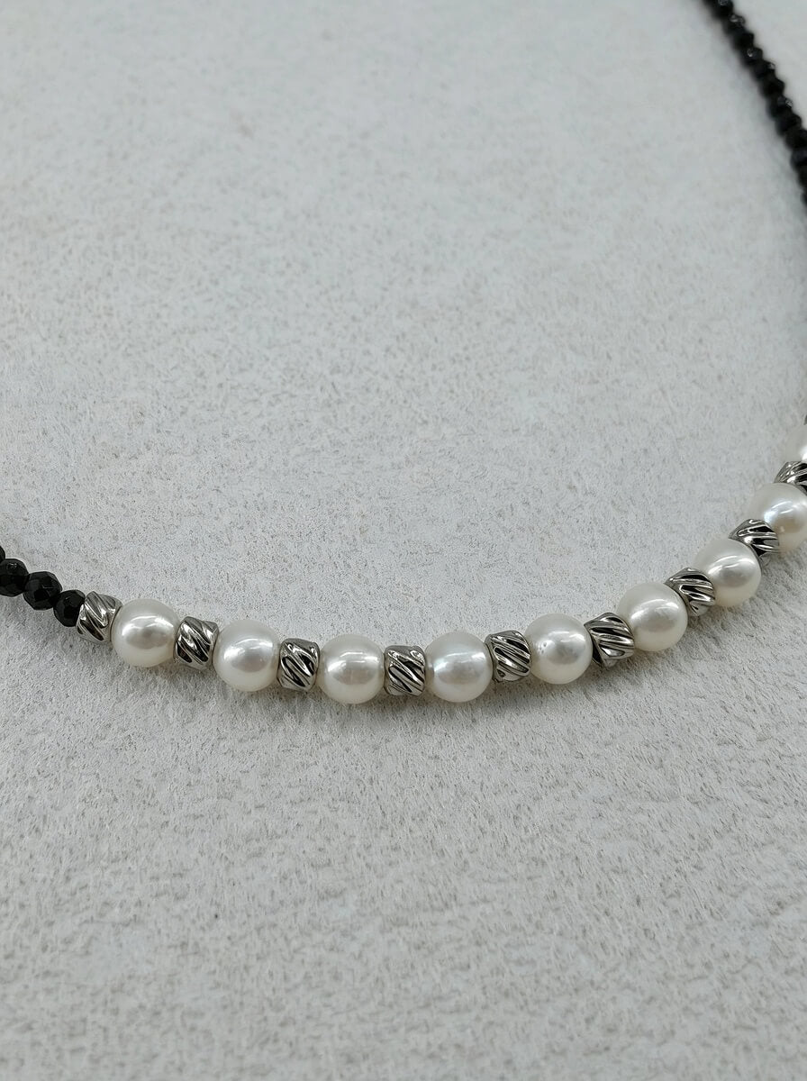Nocturne Glow – Artisanal Natural Black Spinel & Pearl Collar Necklace