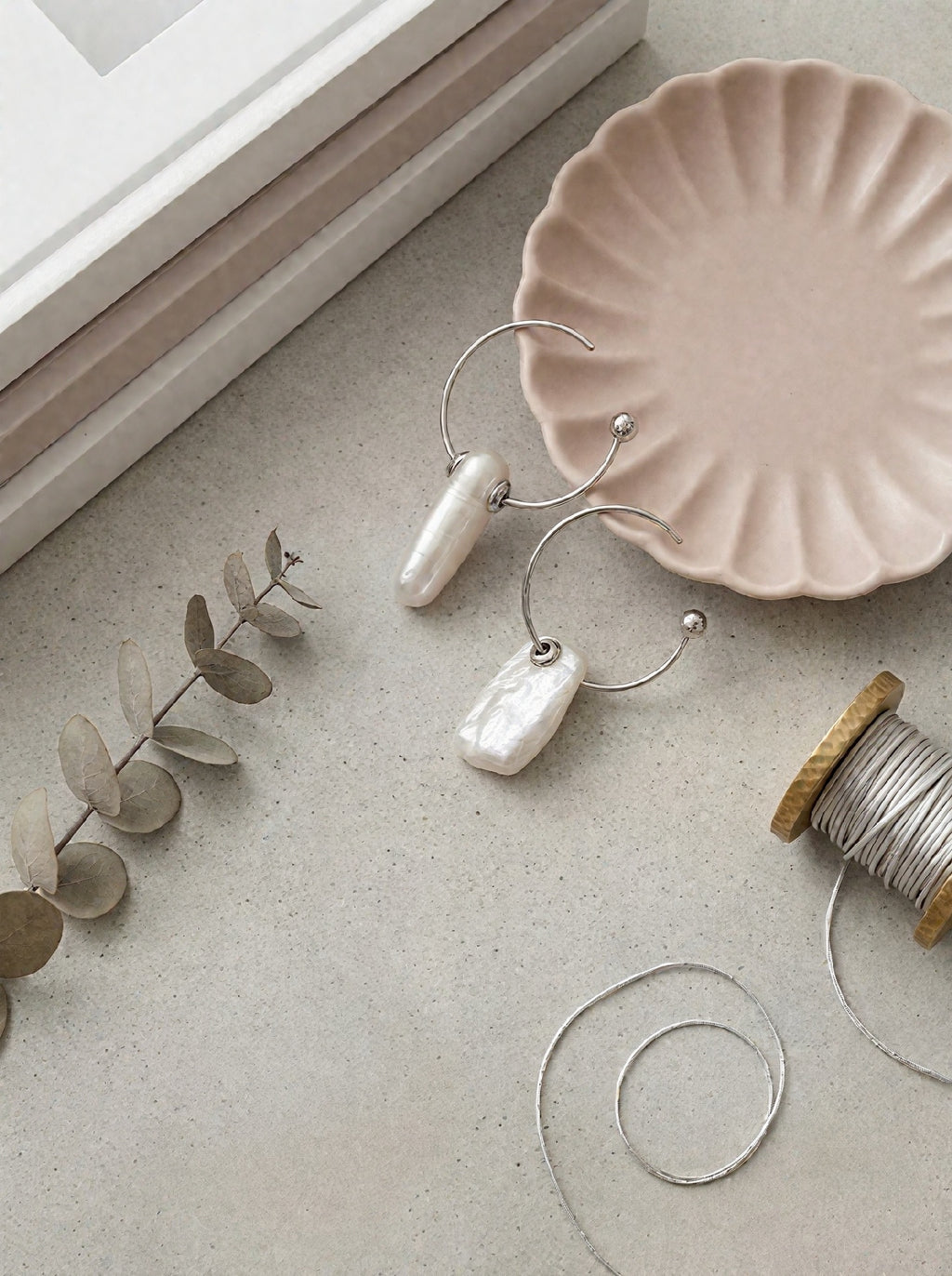 The Artisan's Ripple | Handcrafted Freshwater Baroque Pearl Open Hoop Earrings