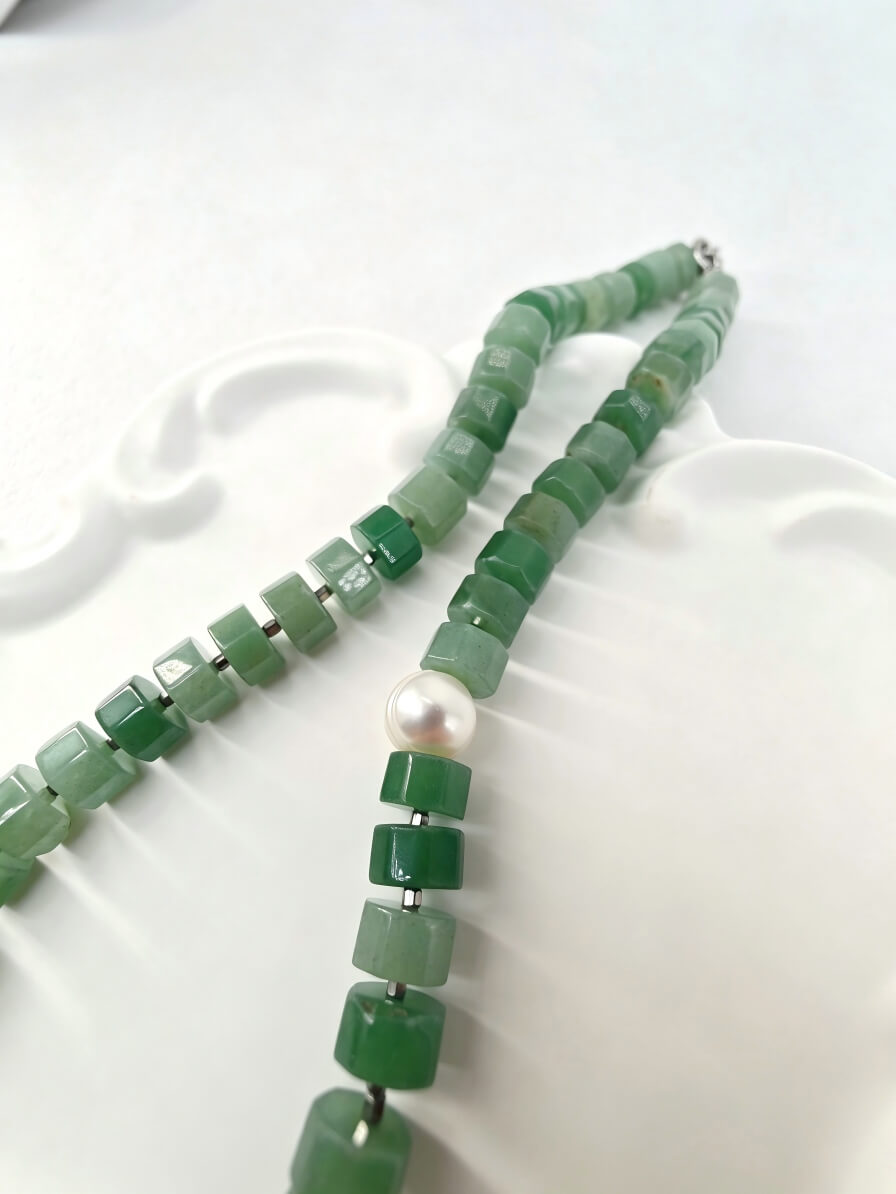 Eternal Meadow — Handmade Natural Green Strawberry Quartz & Luminous Freshwater Pearl Choker