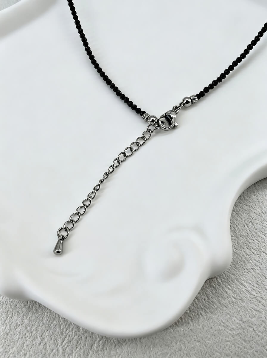 Nocturne Glow – Artisanal Natural Black Spinel & Pearl Collar Necklace