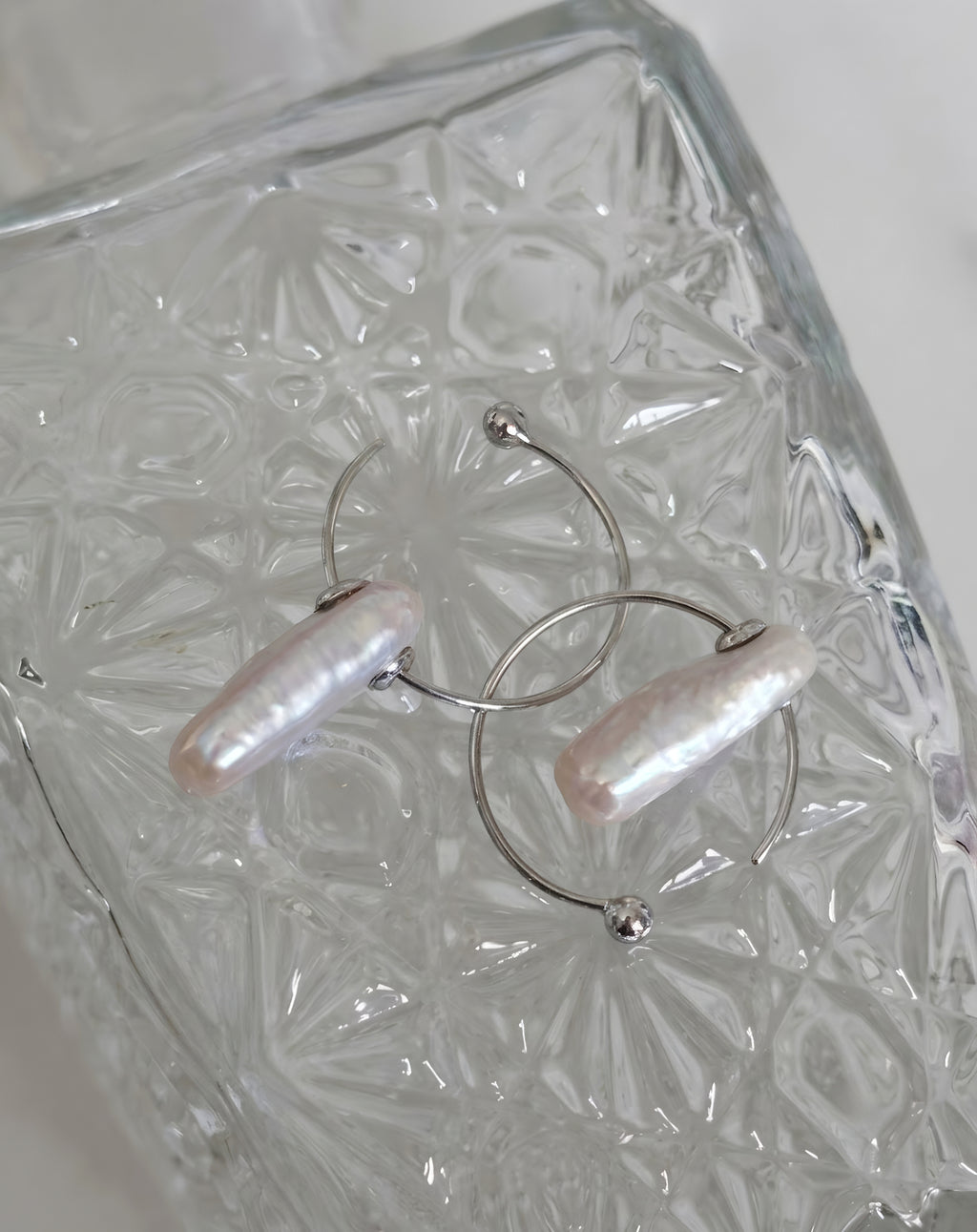 The Artisan's Ripple | Handcrafted Freshwater Baroque Pearl Open Hoop Earrings