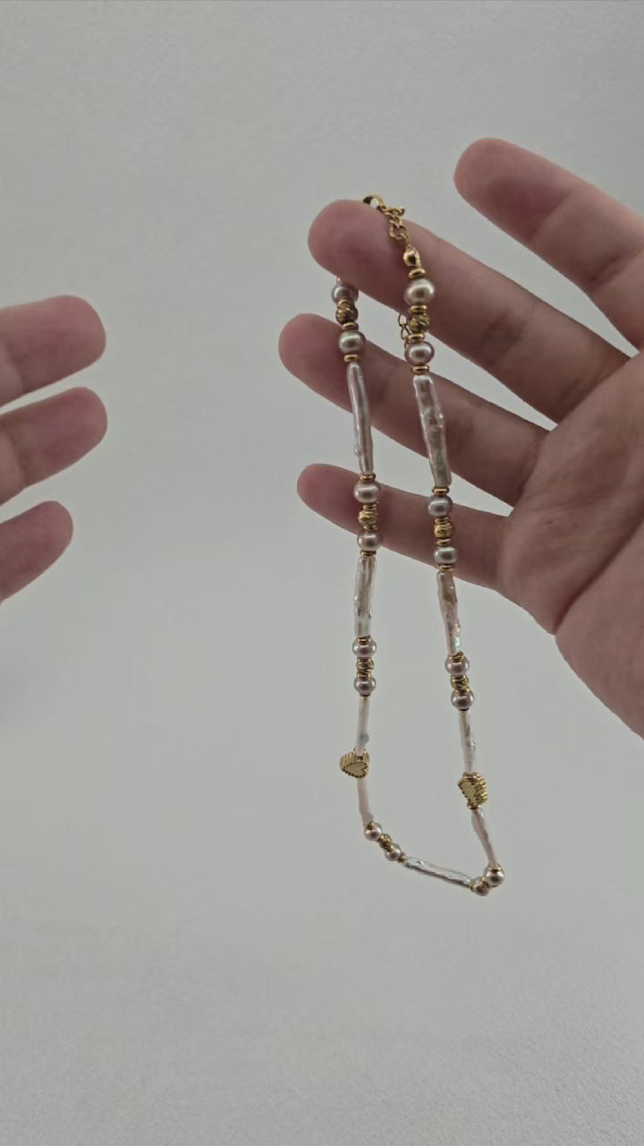 Amour Baroque – Handmade Pink Freshwater Pearl & Golden Heart Necklace